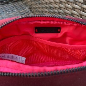 lululemon athletica Bags - Lululemon Everywhere Belt Bag, 1L lululemon athletica Bags - Lululemon Everywhere Belt Bag, 1L